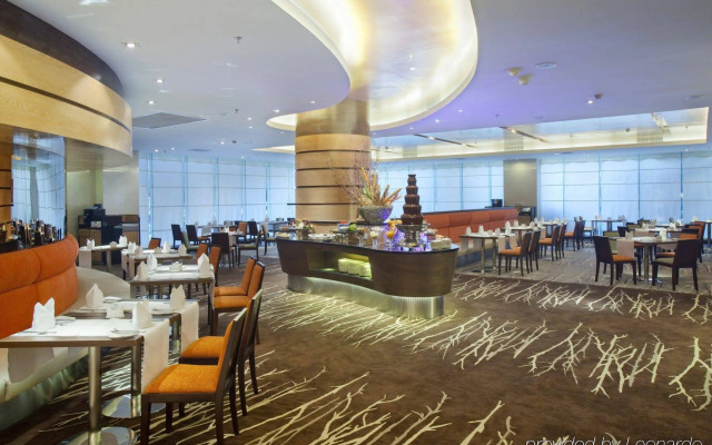 Holiday Inn Shenzhen Donghua by IHG