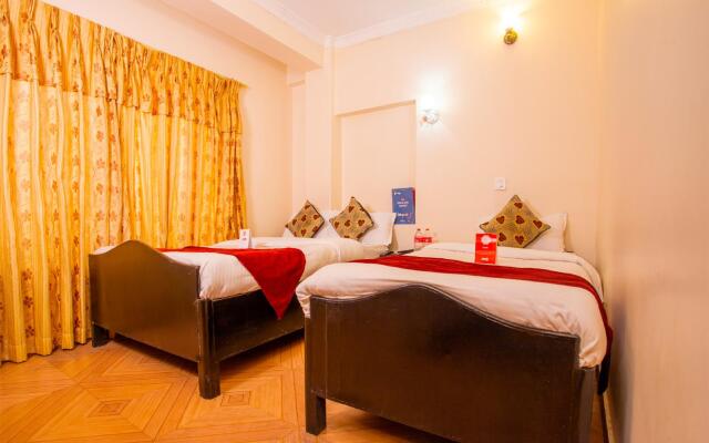 OYO 143 Hotel Stay Well