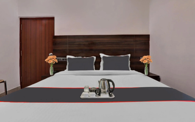 Flagship 92648 Hotel Jwala