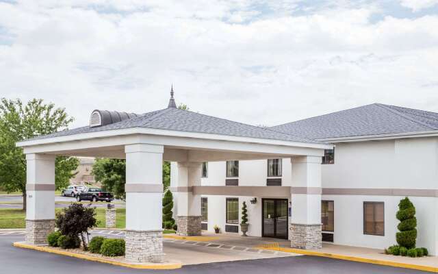 Days Inn by Wyndham Battlefield Rd/Hwy 65