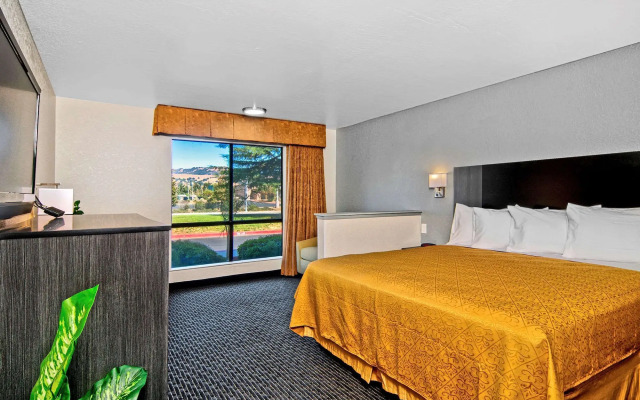 Quality Inn & Suites South San Jose / Morgan Hill