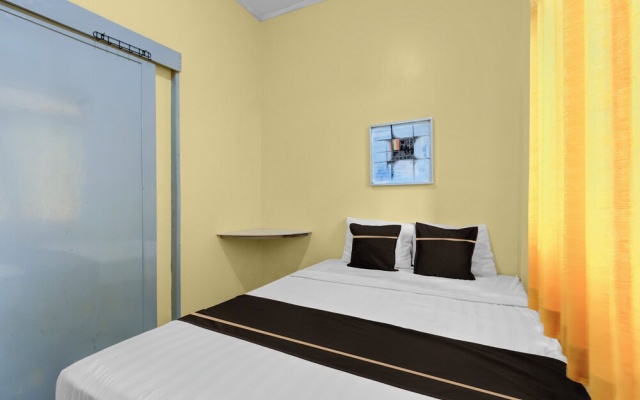 OYO 95136 Jec Plumbon Homestay Syariah