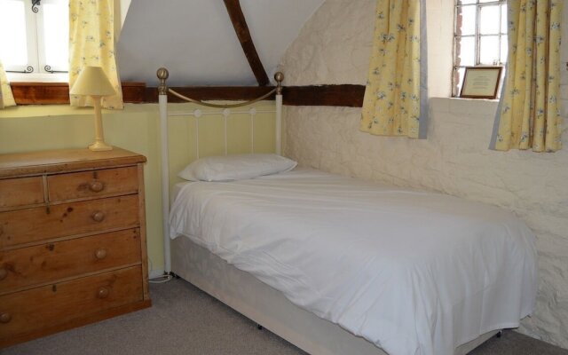 Whitewells Farm Cottages
