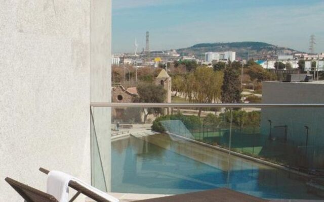 Hesperia Barcelona Fira Suites