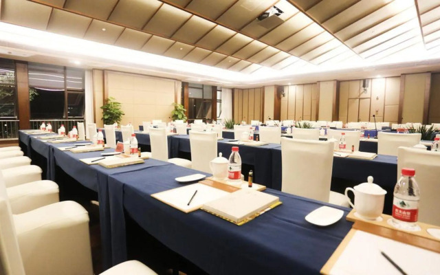 Chuishan Hot Spring Resort