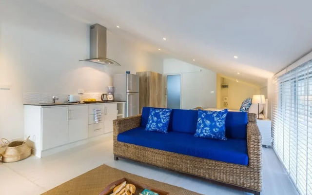 Sam-Kah Seaside Studio 1