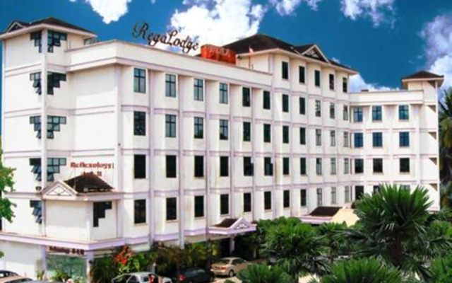 Regalodge Hotel & Spa