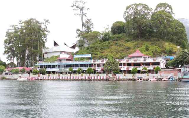 Darma Agung Beach Hotel by Airy Rooms