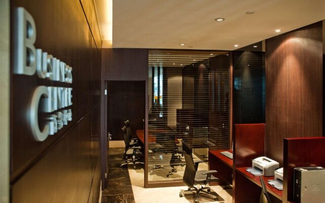 SSAW Pagoda Hotel Shanghai Baixia 