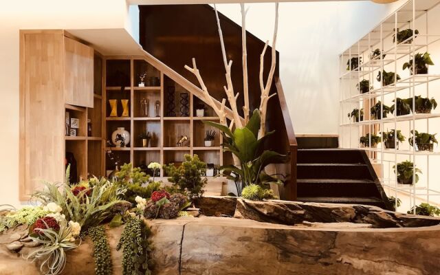 Living And Designing Homestay