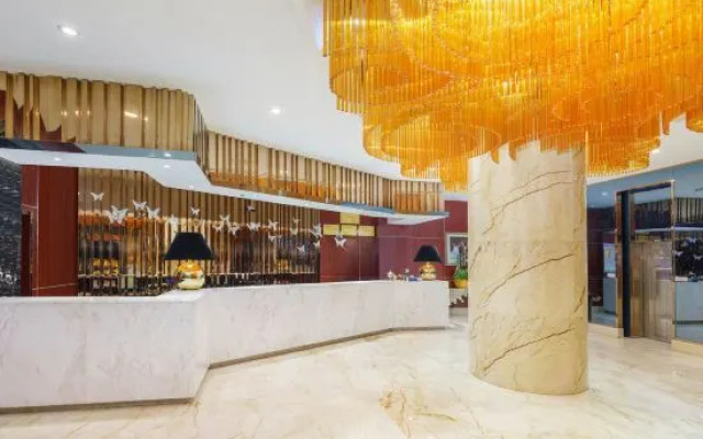 Holiday Inn Yining Enjoy· Yi Banana Leaf (Yining Airport Branch) – Lobby – Yining