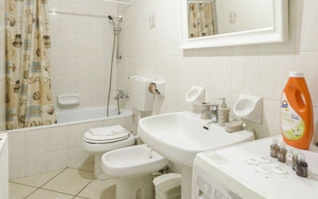 Carro Apartment