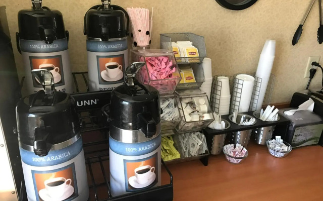 Suburban Studios Brunswick I-95