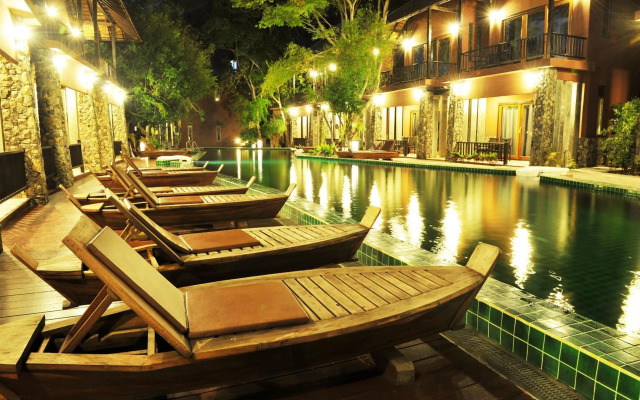 Koh Tao Beach Club