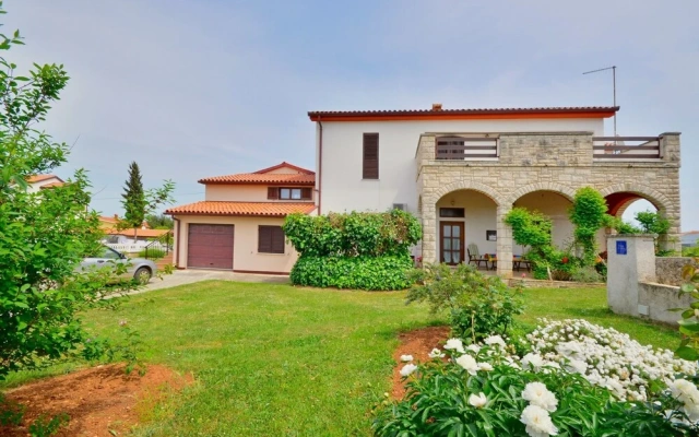 Apartments Adelmo