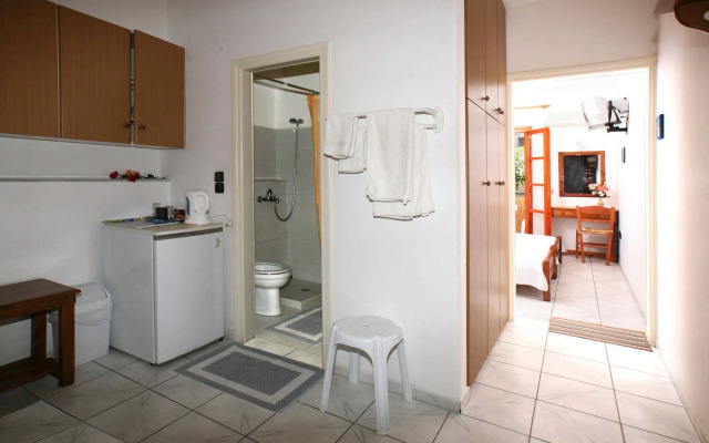 Kapetanos Rooms