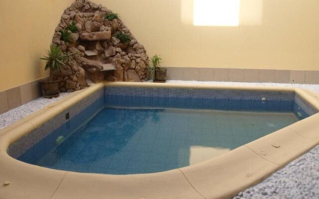 Hostal Isis