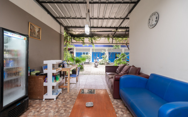 Urbanview Hotel Minongga Pondok Labu by RedDoorz