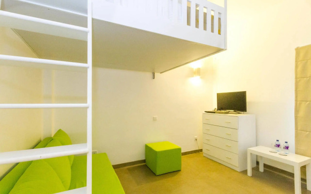 T&V Boutique Hostel