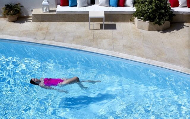 Mitos Suites Luxury Hotel In Naxos