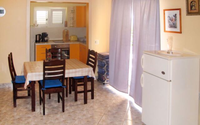 Apartment Giljo Ammoudi 15001