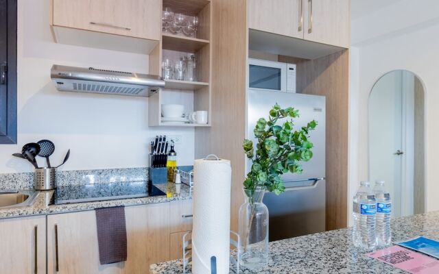 w Beautiful Loft in Santa Ana