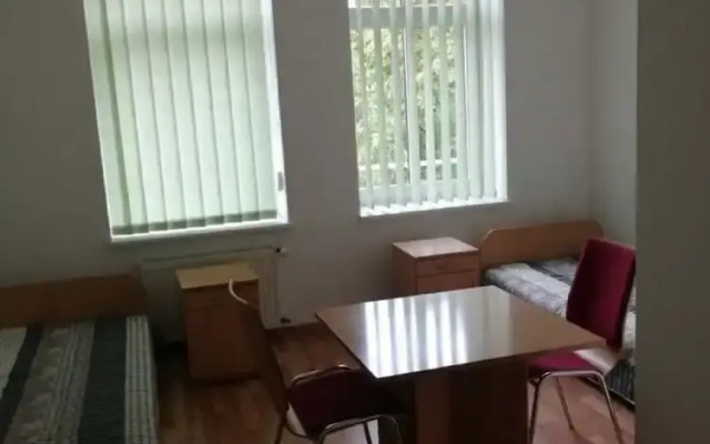 Hostel w Koszarach Wiktorii