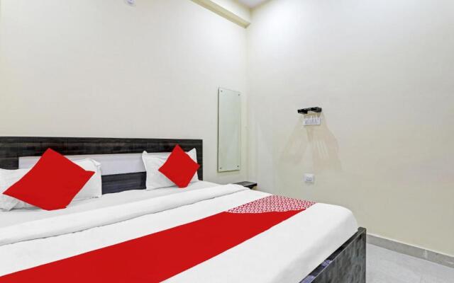 OYO 85565 Hotel Classio Grand