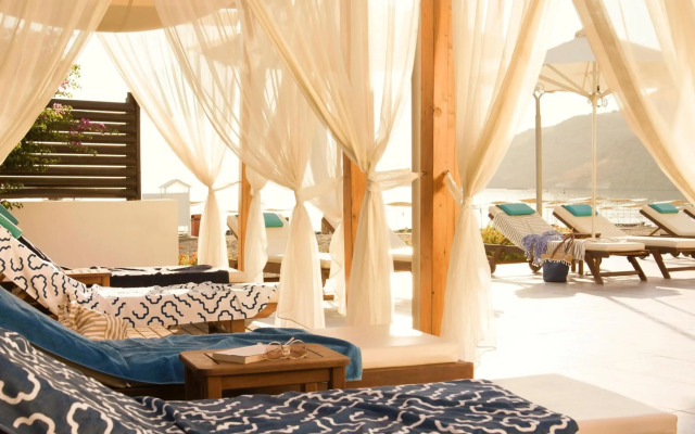 Lindos Bay Suites