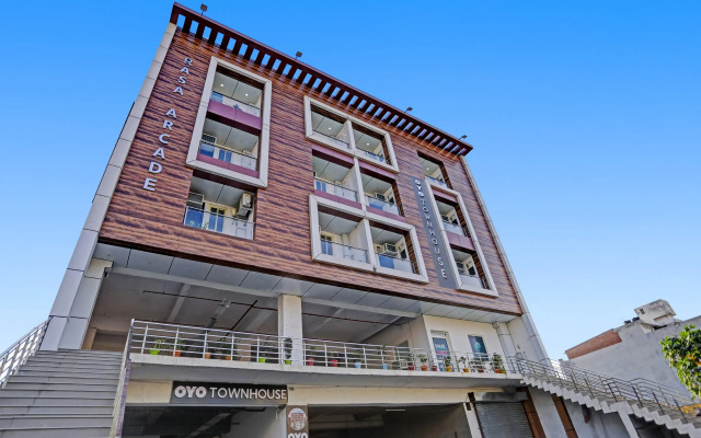 Townhouse 93629 Rasa Arcade