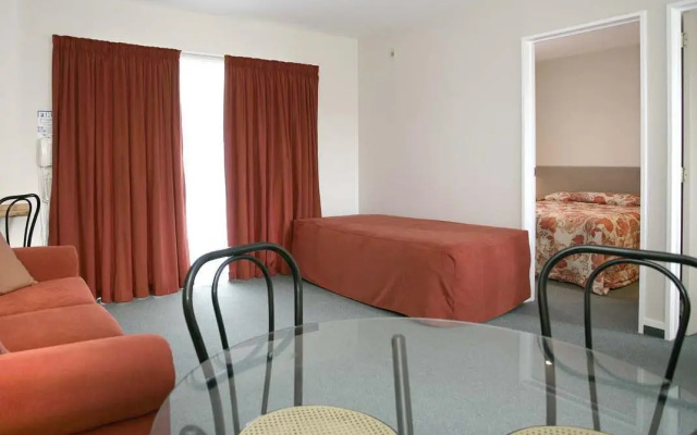 Christchurch Motel – Guest Rooms – Christchurch