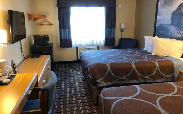 Super 8 by Wyndham Carson City/Lake Tahoe
