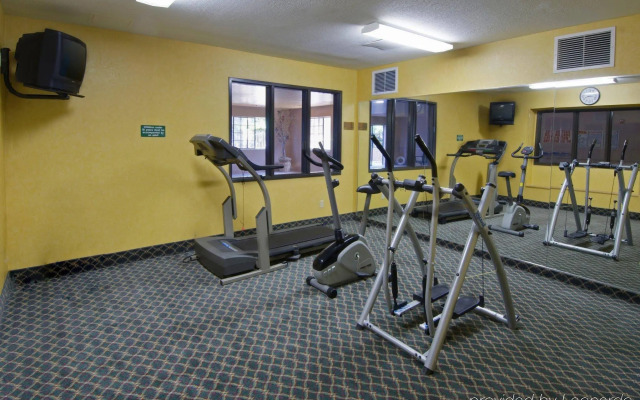 Comfort Inn & Suites Surprise Near Sun City West