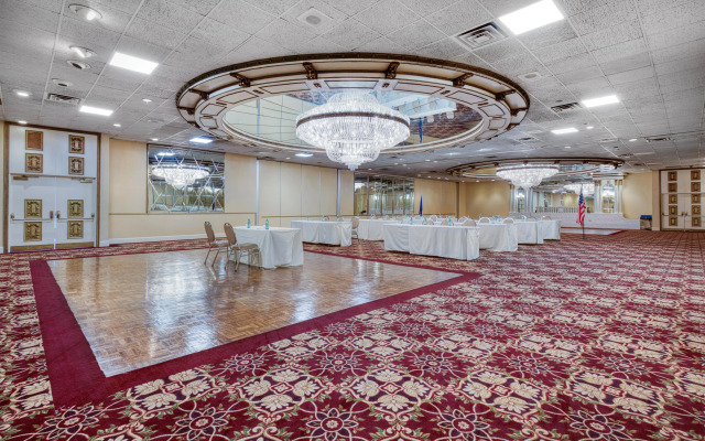 Best Western Plus Wilkes Barre Center City