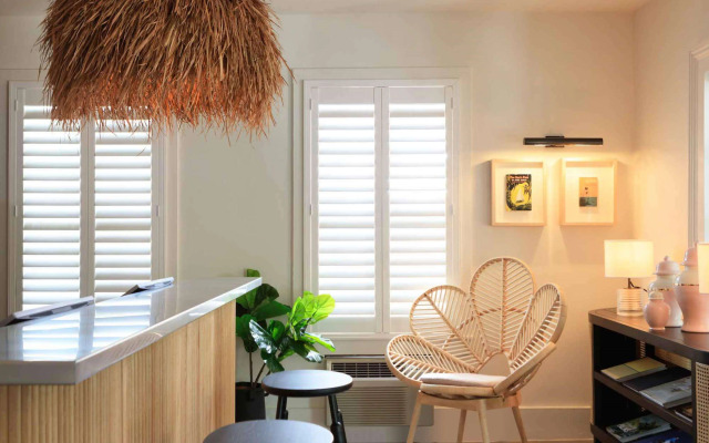 Lighthouse Hotel - Key West Historic Inns
