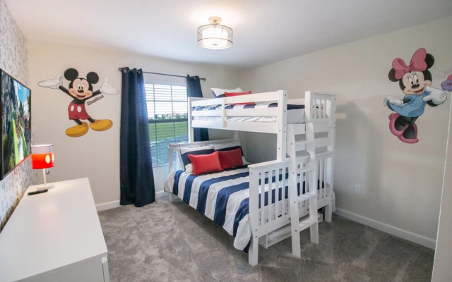 9005 SD - Gorgeous 4BR Townhome - Private Pool