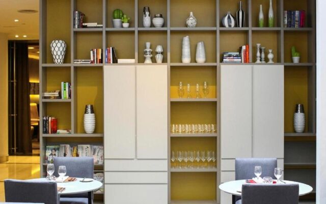 Recoleta Grand, a Tribute Portfolio Hotel