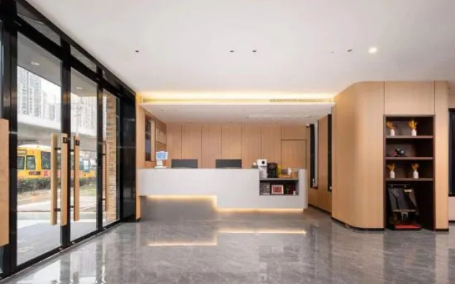 Wuhan Elegant Restaurant (Wuhan Gutian 4th Road Subway Station)