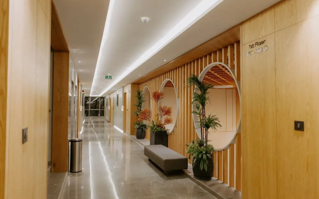 Floating deck resort