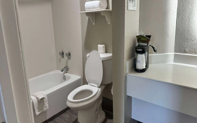 Days Inn by Wyndham San Diego Vista