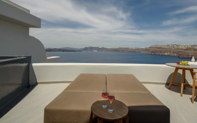 Neptune Luxury Spa Suites