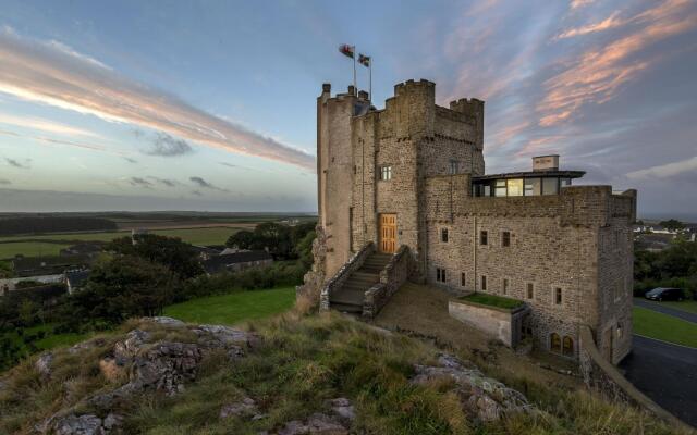 Roch Castle