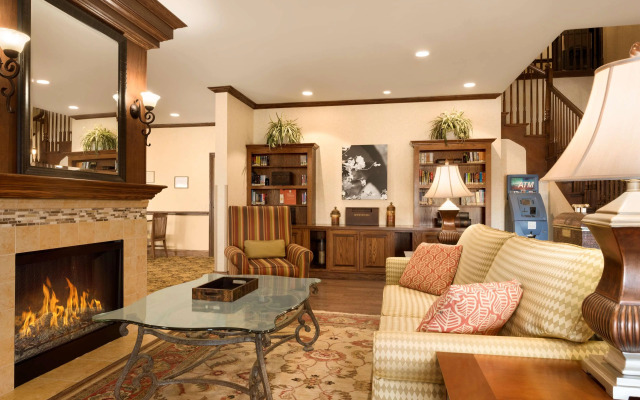 Country Inn & Suites by Radisson, Minot, ND