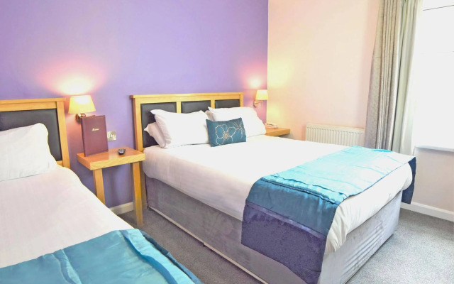 Dovedale Hotel