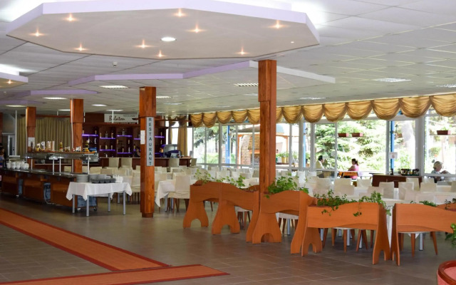 Balaton Hotel