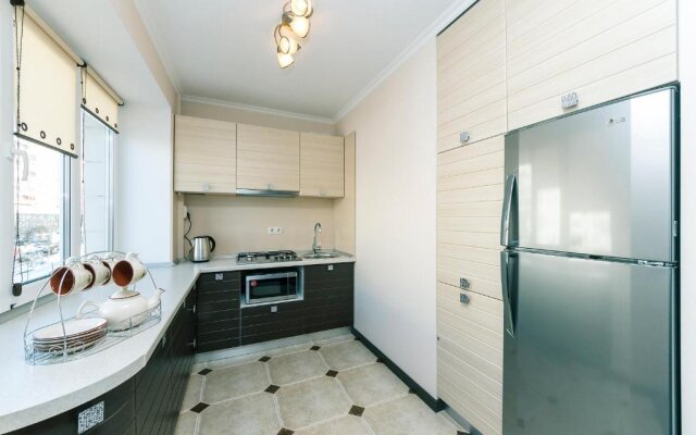 Luxrent Apartments on Lesi Ukrainki - Kiev