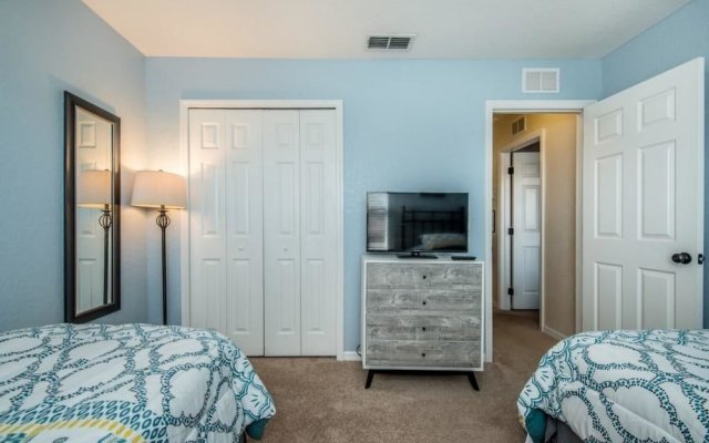 1104cal 4 Bedroom Townhome in a Resort Waterpark