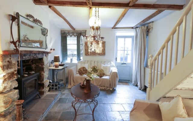 19A Kingshead Street