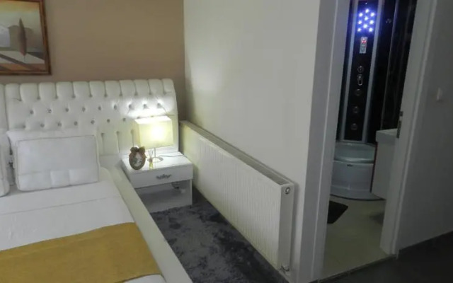 Simal Airport Suites