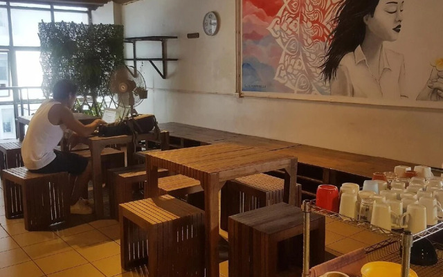 The Mixx Hostel